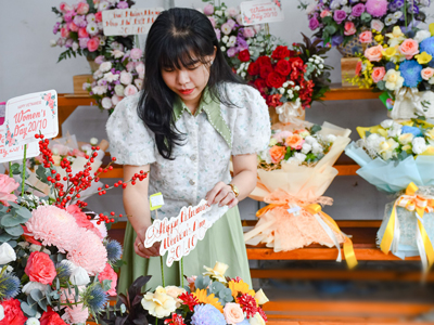 Thiết kế chiến lược hoa tươi mùa lễ hội - kích thích tăng 50% doanh số