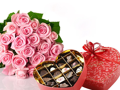 Hoa tươi và Sô cô la: món quà Valentine ngọt ngào